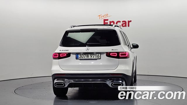 Mercedes-Benz GLB-Class X247 GLB250 4MATIC - фото 3