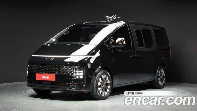 Hyundai Staria 4WD Lounge 9-Seater Inspiration - фото 0