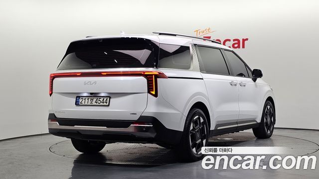 Kia Carnival Новый 4-го поколения HEV 9seater Signature - фото 1