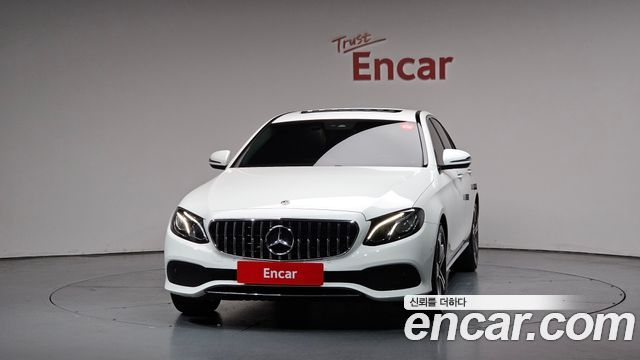 Mercedes-Benz E-Class W213 E300 Avantgarde - фото 2