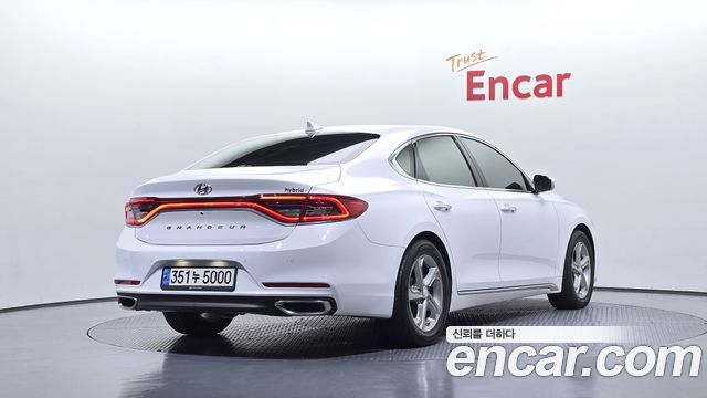 Hyundai Grandeur IG, гибрид Exclusive Special - фото 1