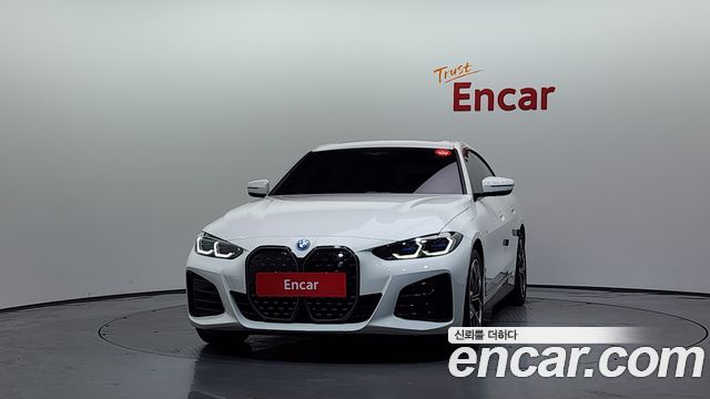BMW i4 eDrive40 M Sports Pro - фото 2