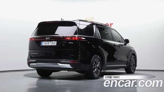 Kia Carnival 4-го поколения 9-Seater Noblesse - фото 1