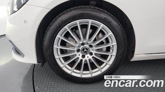 Mercedes-Benz E-Class W213 E250 Exclusive - фото 4
