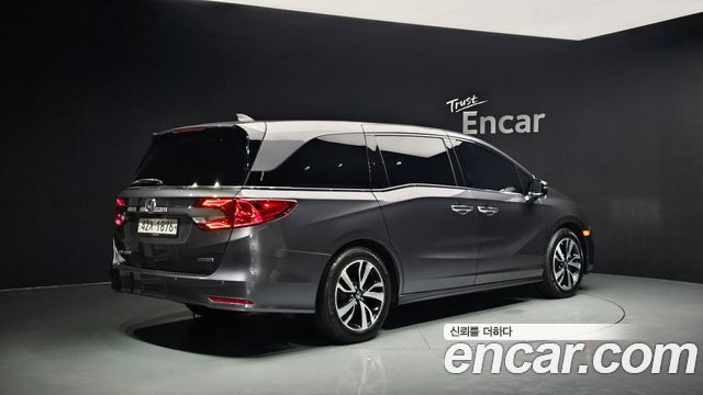 Honda Odyssey 3.5 5th - фото 1