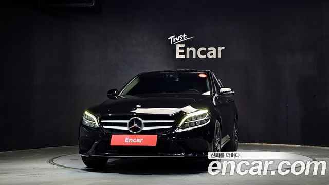 Mercedes-Benz C-Class W205 C200 - фото 2