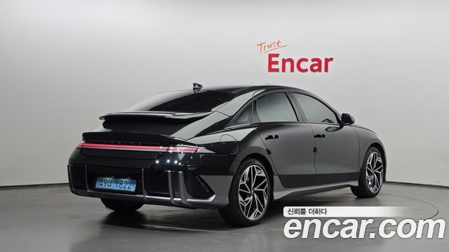 Hyundai Ioniq6 Long Range AWD Exclusive + - фото 1