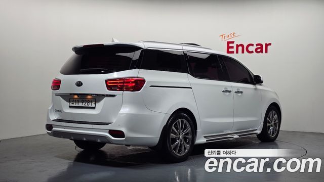 Kia Carnival Новый 9-Seater Noblesse - фото 1