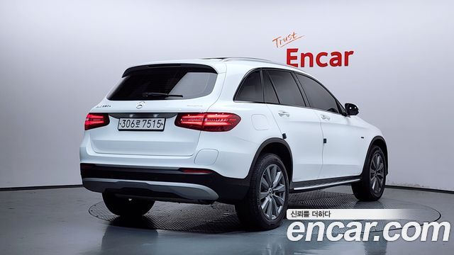 Mercedes-Benz GLC-Class X253 GLC350e 4MATIC Premium - фото 1
