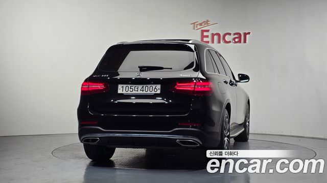 Mercedes-Benz GLC-Class X253 GLC300 4MATIC AMG Line - фото 3