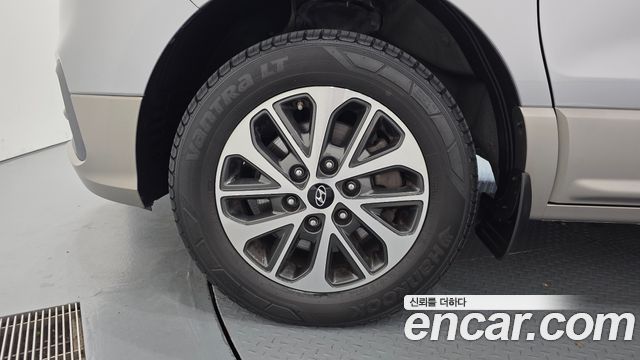 Hyundai Starex Новый 4WD Urban 9-Seater Exclusive - фото 4