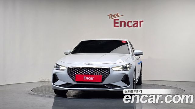 Genesis G70 2.0T Elite - фото 2