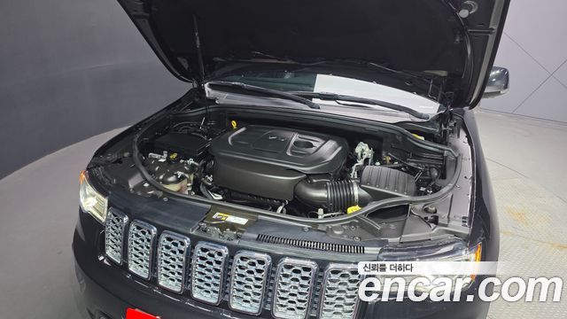 Jeep Cherokee 3.6 Overland WK2 - фото 4