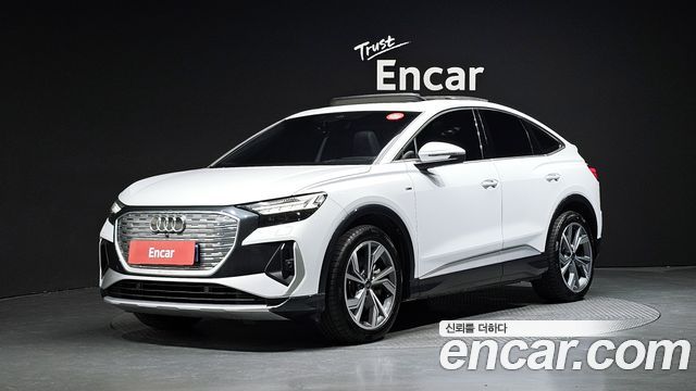 Audi Q4 e-tron F4 40 Premium Sportback - фото 0