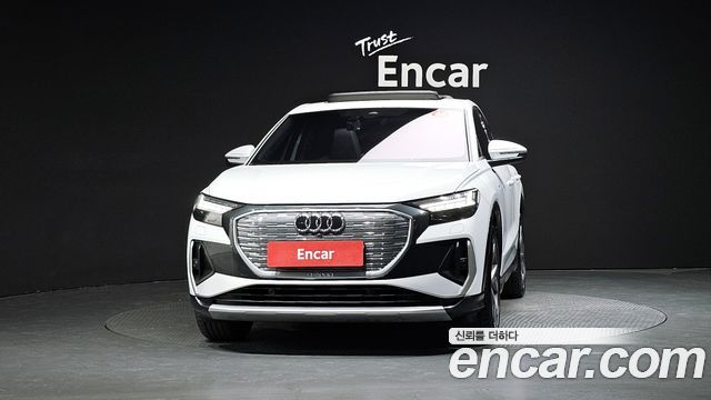 Audi Q4 e-tron F4 40 Premium Sportback - фото 2