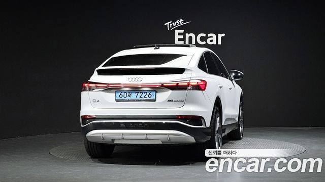 Audi Q4 e-tron F4 40 Premium Sportback - фото 3