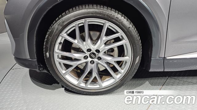 Audi Q4 e-tron F4 45 Premium - фото 4