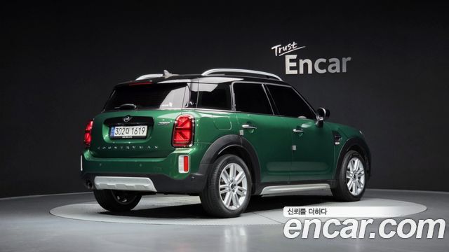 Mini Countryman Classic Plus Launch Pack 2nd Gen - фото 1