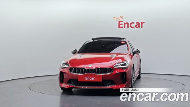 Kia Stinger 2.0 Turbo 2WD Dream Edition - фото 2