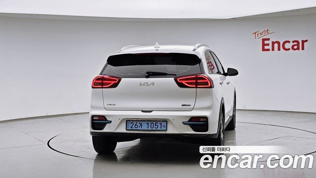 Kia Niro EV Prestige - фото 3