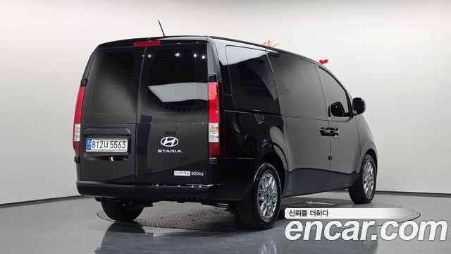 Hyundai Staria Cargo 3-Seater Modern - фото 0