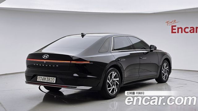 Hyundai Grandeur GN7, гибрид Exclusive - фото 1