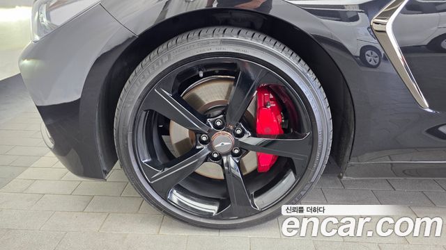 Genesis G70 2.0T AWD Sport Package - фото 4