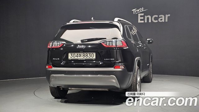 Jeep Cherokee KL 2.4 Limited AWD - фото 3