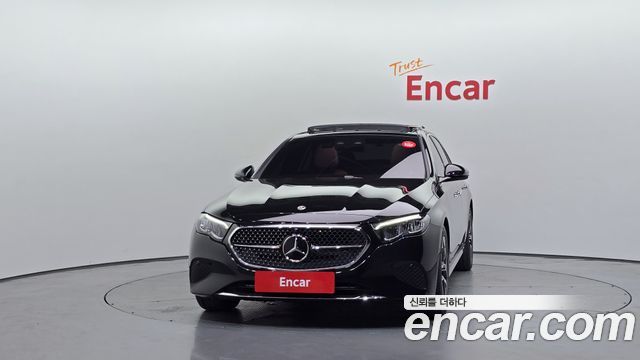 Mercedes-Benz E-Class W214 E200 Avantgarde - фото 2