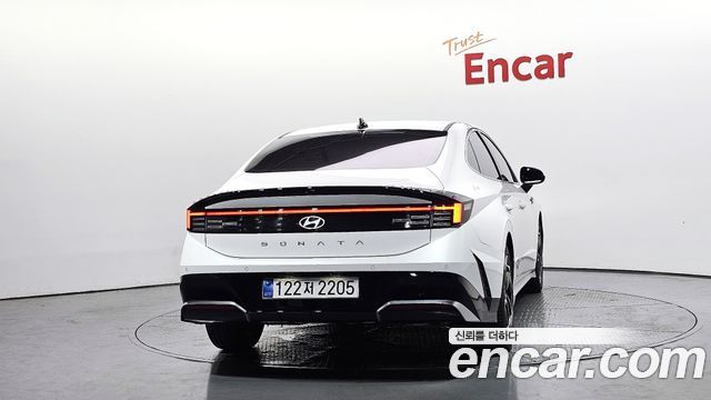 Hyundai Sonata DN8 1.6 Turbo Exclusive - фото 3