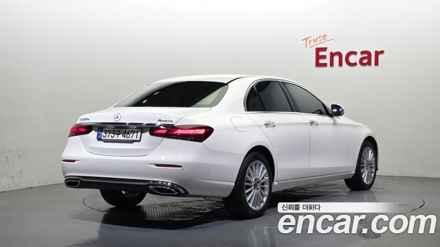Mercedes-Benz E-Class W213 E220d 4MATIC Exclusive - фото 1