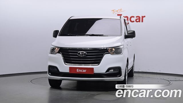 Hyundai Starex Новый Wagon 12-Seater Smart - фото 2