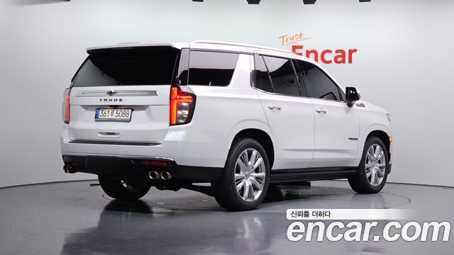 Chevrolet (GM Daewoo) Tahoe 6.2 High Country 4WD - фото 1