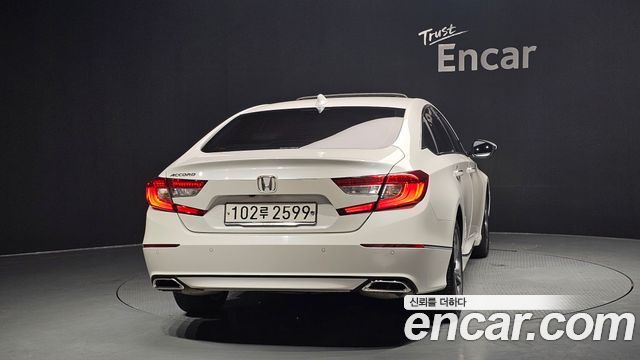 Honda Accord 10-го поколения 1.5 Turbo - фото 3
