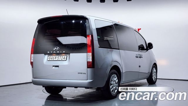 Hyundai Staria Cargo 3-Seater Modern - фото 1