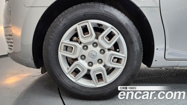 Hyundai Staria Cargo 3-Seater Modern - фото 4