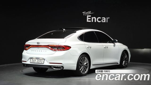 Hyundai Grandeur IG 2.4 Premium Special - фото 1