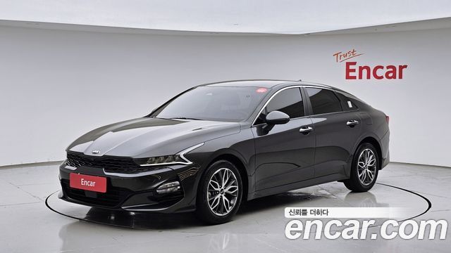 Kia K5 3-го поколения 2.0 Noblesse - фото 0