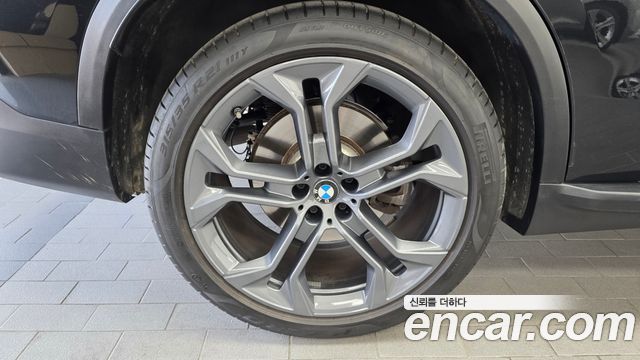 BMW X5 G05 xDrive 40i xLine - фото 4