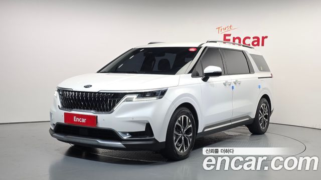 Kia Carnival 4-го поколения 9-Seater Noblesse - фото 0