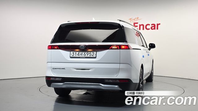Kia Carnival 4-го поколения 9-Seater Noblesse - фото 3