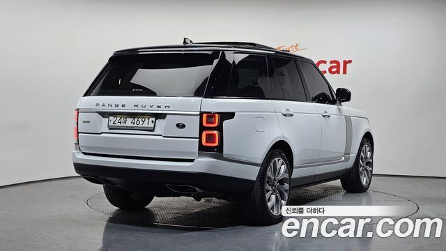 Land Rover Range Rover 4-го поколения 4.4 SDV8 AB DIESEL - фото 0