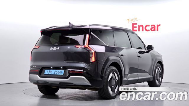 Kia EV9 Long Range 4WD Earth - фото 1