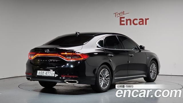 Hyundai Grandeur IG, гибрид Exclusive - фото 0