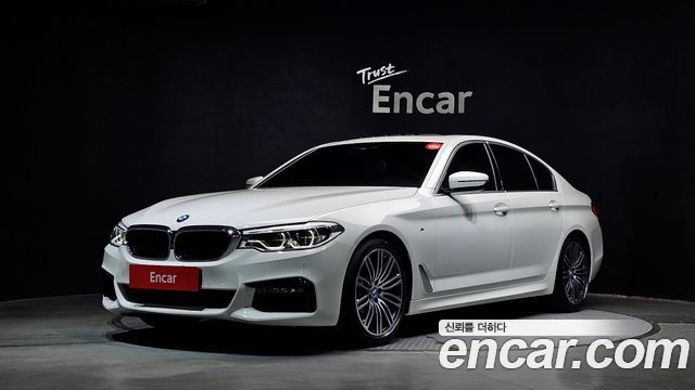 BMW 5-Series G30 520d M Sport Package Plus - фото 0