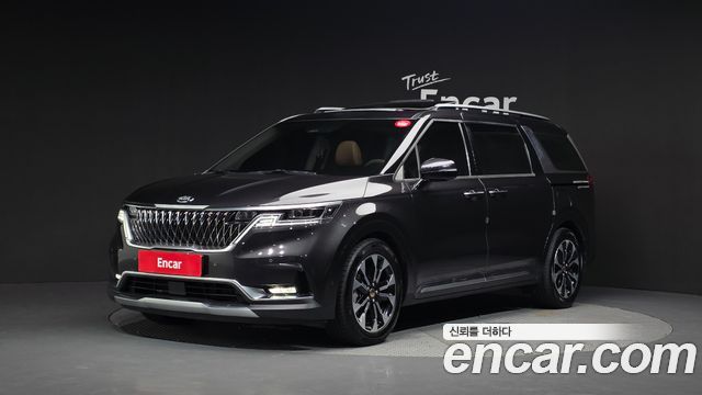 Kia Carnival 4-го поколения 7-Seater Signature - фото 0