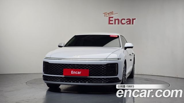 Hyundai Grandeur GN7, гибрид Calligraphy - фото 1