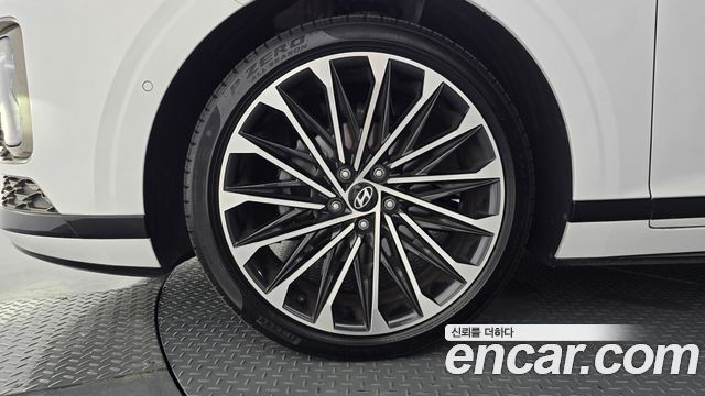 Hyundai Grandeur GN7, гибрид Calligraphy - фото 3