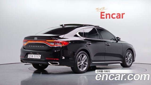 Hyundai Grandeur IG 3.0 Exclusive - фото 1