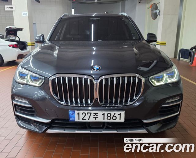 BMW X5 G05 xDrive 45e xLine - фото 0